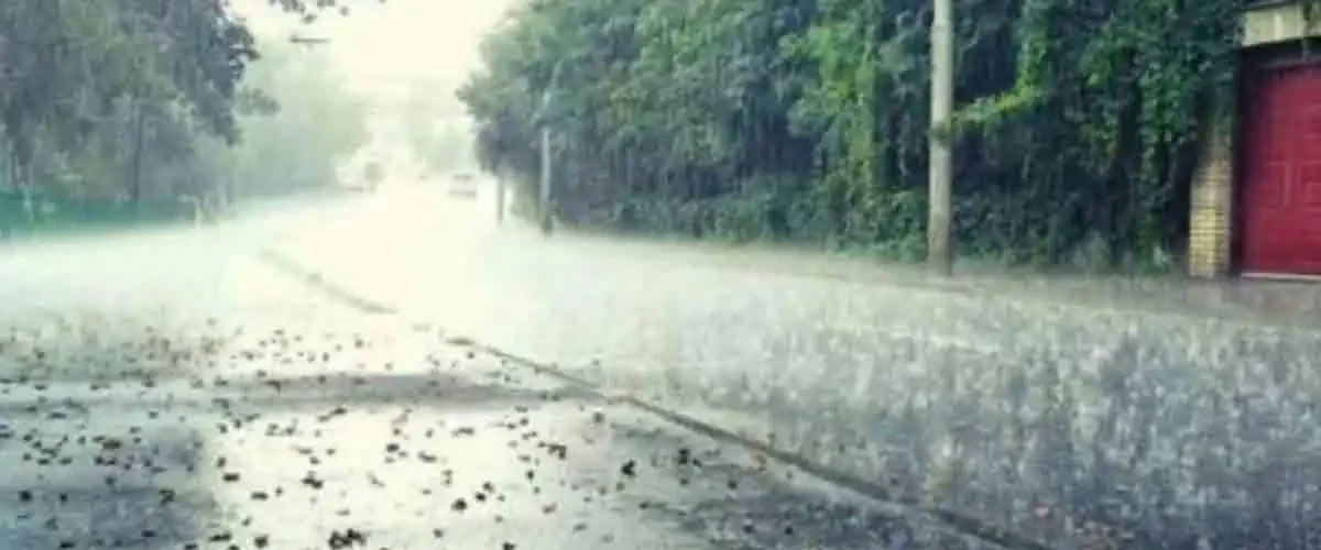 Heavy Rain Brings Relief To Citizens In Parts Of Lahore