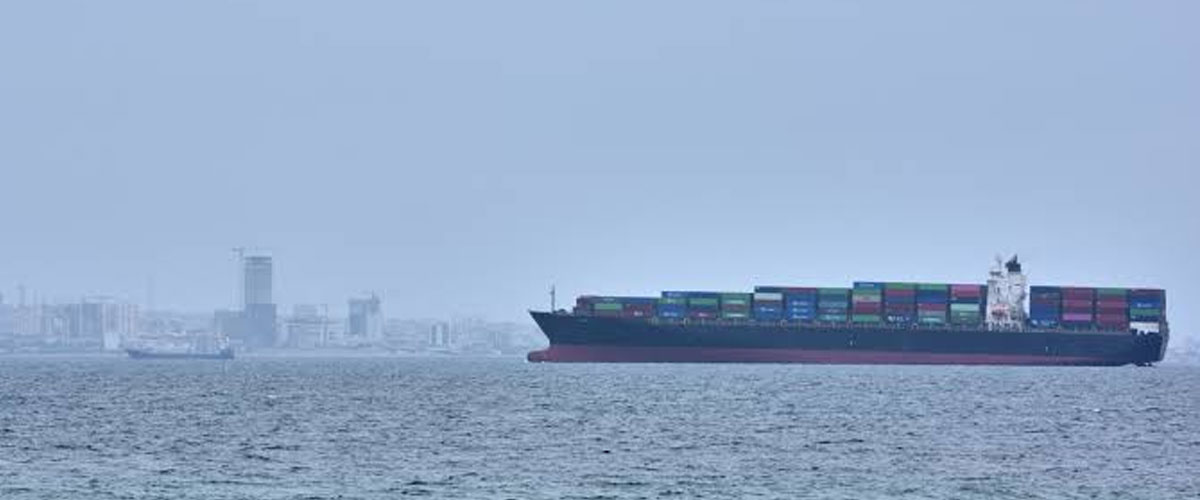 Iran Rules Out US Talks as Strait of Hormuz Shipping Crisis Deepens