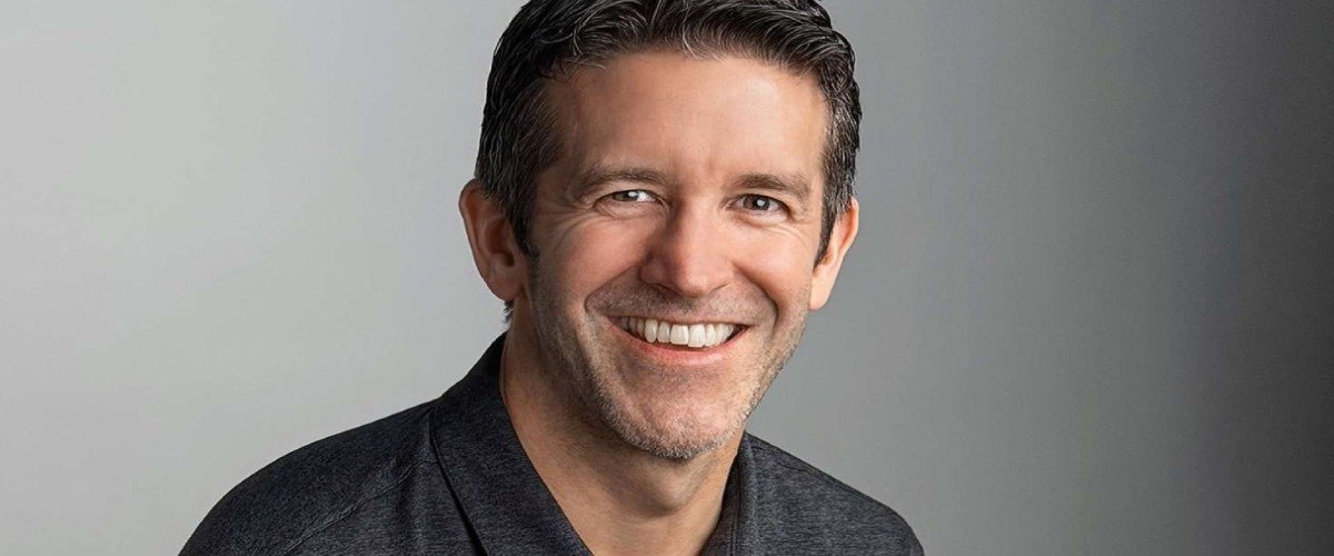 Apple Enters AI Era Under New CEO John Ternus