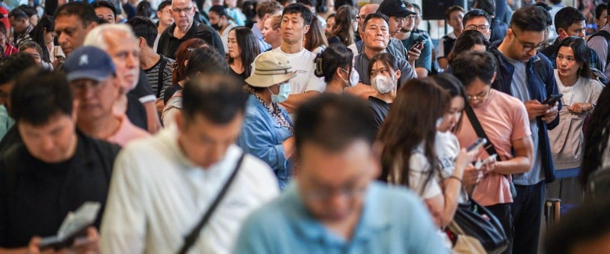 Bangkok Floodwaters Recede, Thai Airways Faces Baggage Chaos