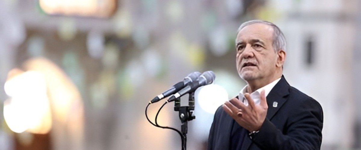 Iran Signals Openness to Peace Talks Amid Deepening Domestic Strain