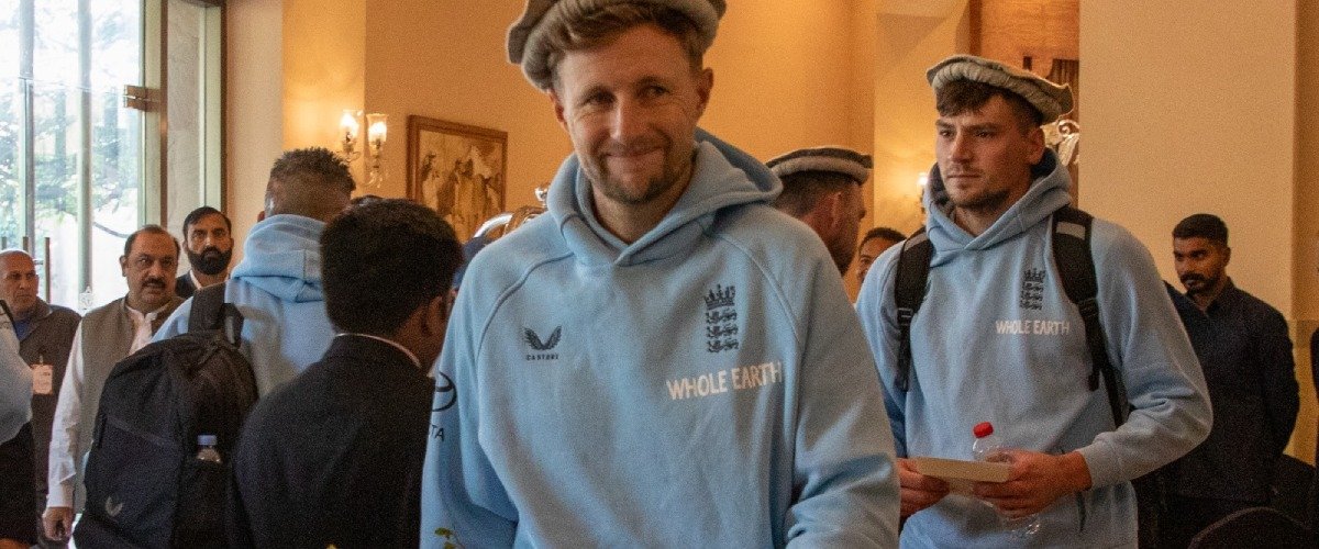 England Cricket Team Arrives in Pakistan for Tri-Nation Series
