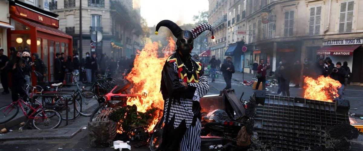 Europe’s Far Right Gains as France Erupts Over Fuel Costs